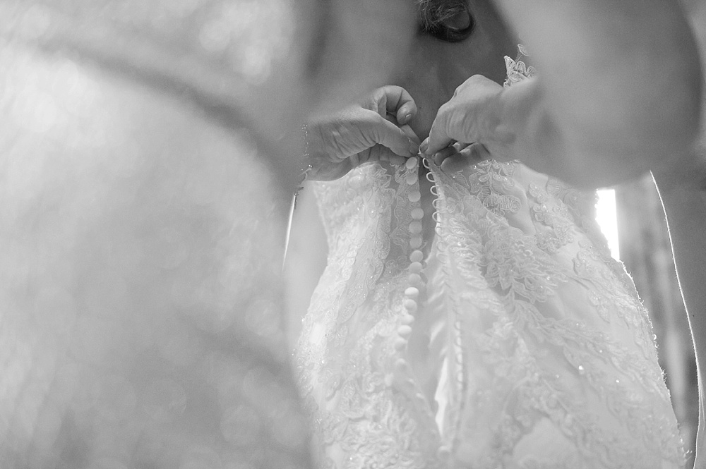 Superstition Mountain Wedding Bride Lace Dress Buttons Gold Canyon AZ Photographer