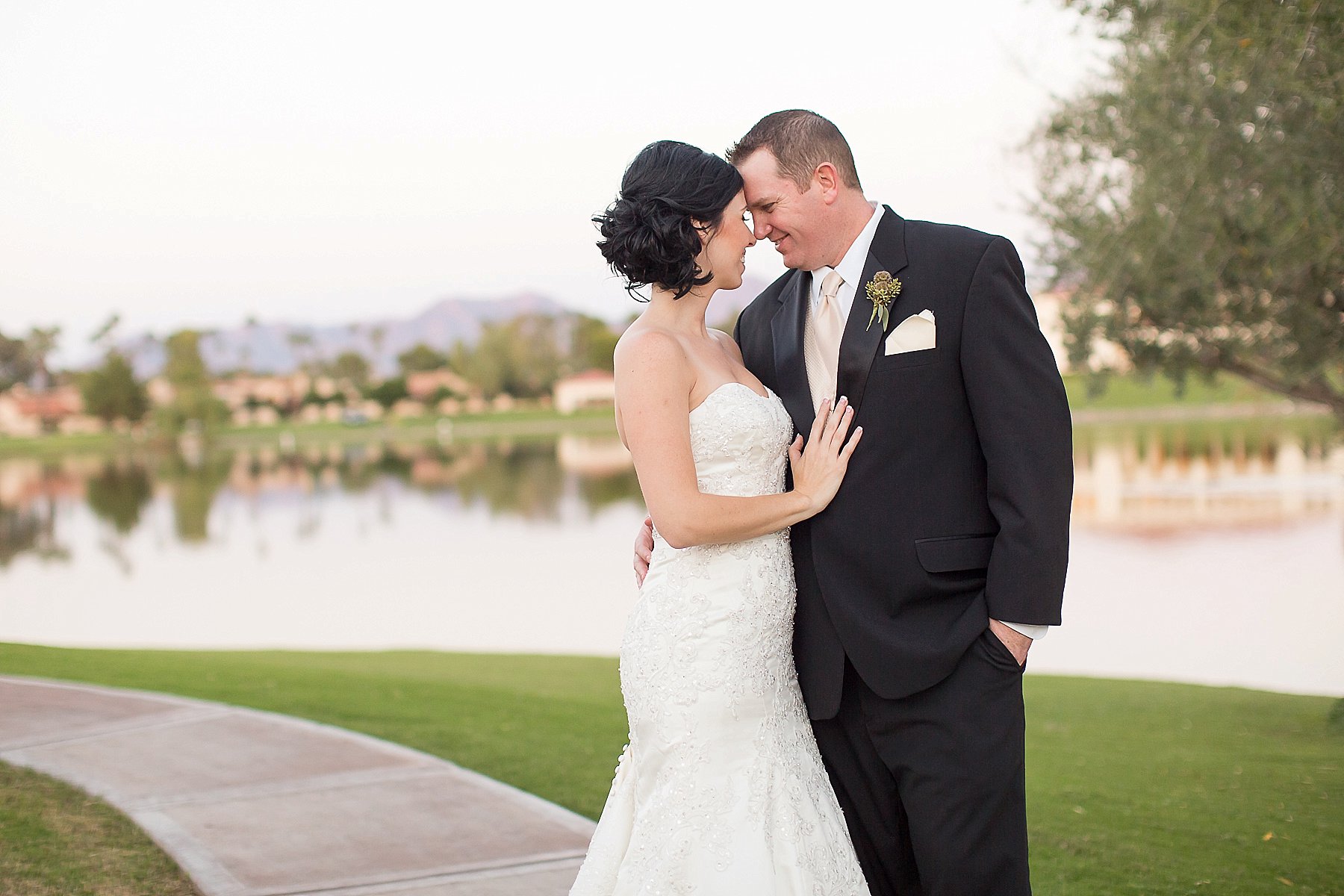 McCormick Scottsdale Wedding Romantic Couple Arizona Photo