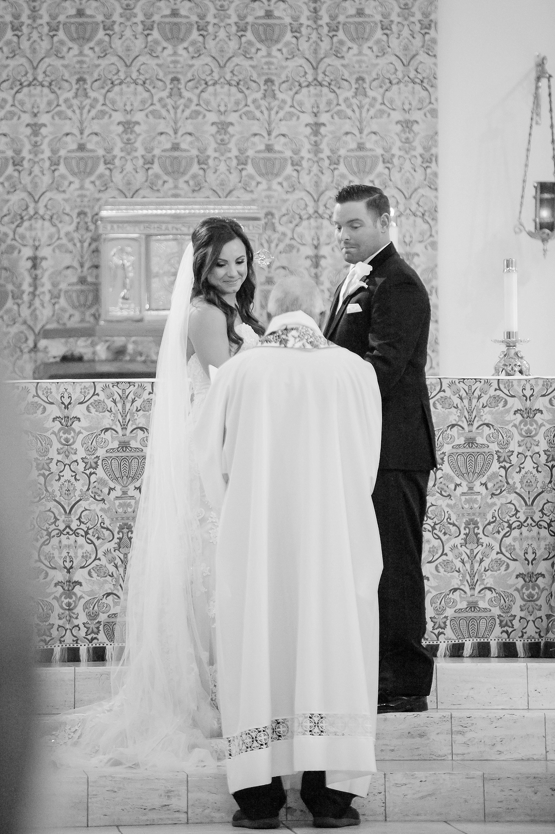 St. Maria Goretti Catholic Chruch Wedding Bride Groom Vows Scottsdale Arizona Photo
