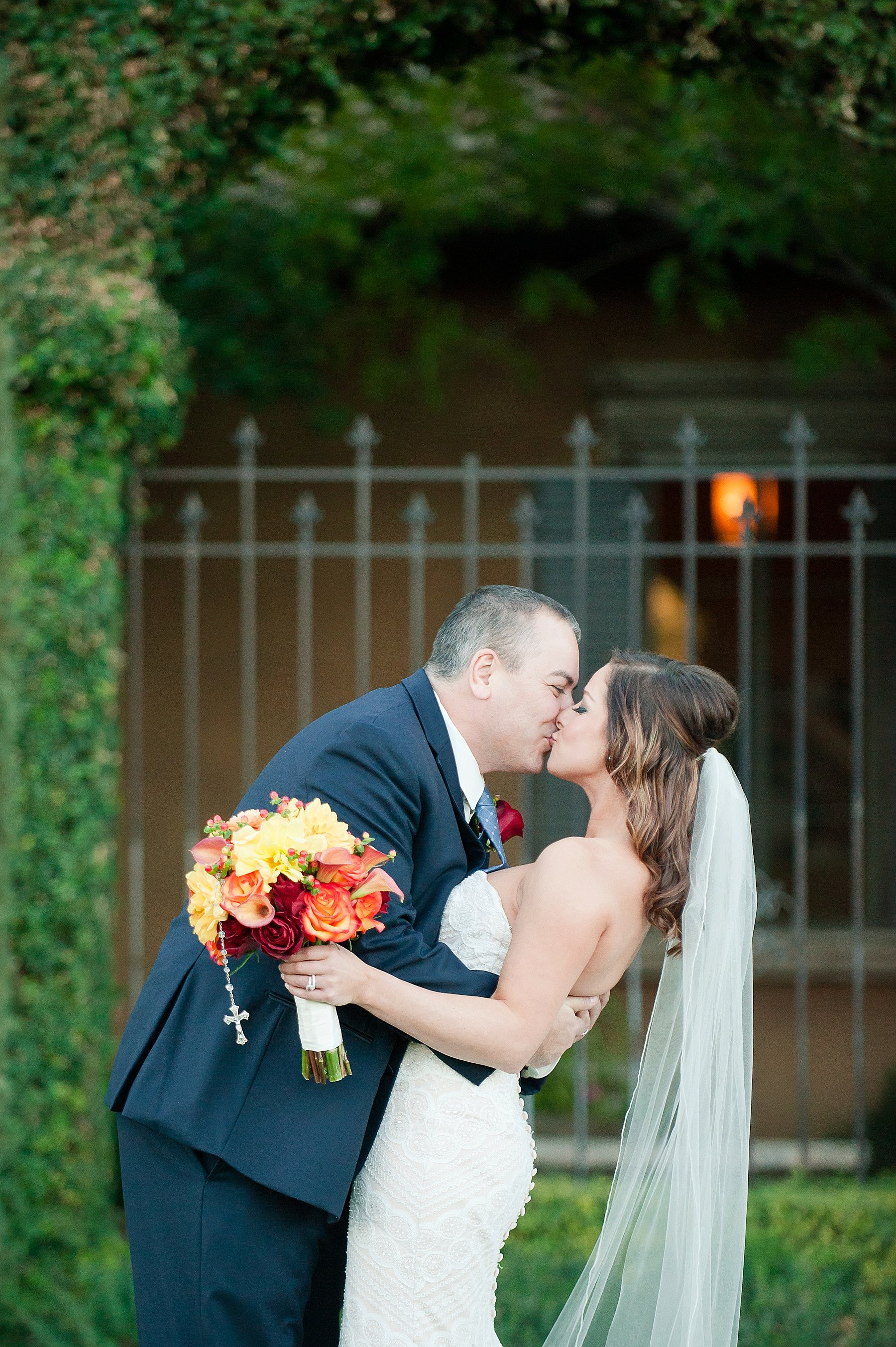 Romantic Villa Siena Wedding Bride Groom Kissing Gilbert Arizona Photo