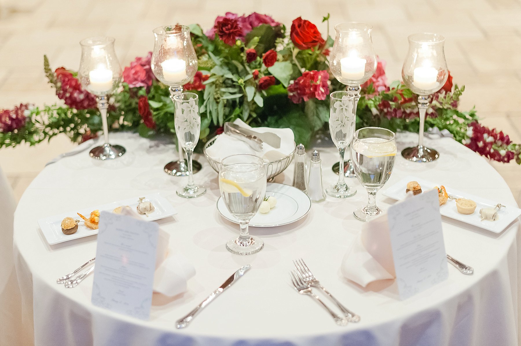 Villa Siena Wedding Reception Sweetheart Table Photo