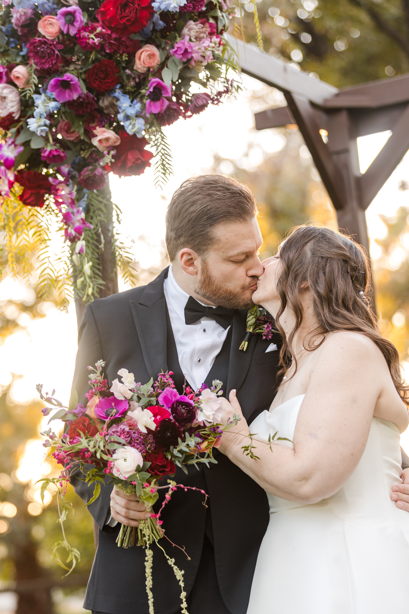 Blissful Intimate Wedding Venue at the Grove Phoenix Wedding Photographer