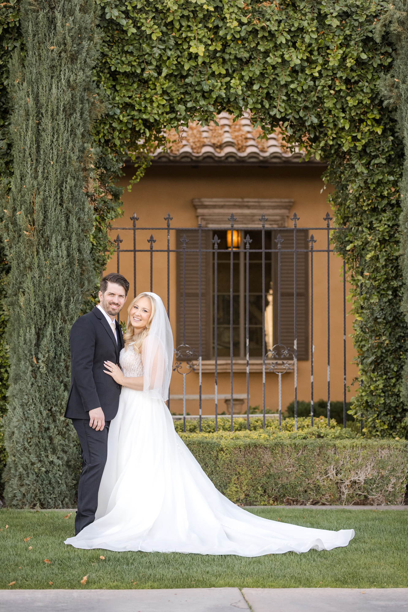 Beautiful Classic Wedding Villa Siena Phoenix Wedding Photographer