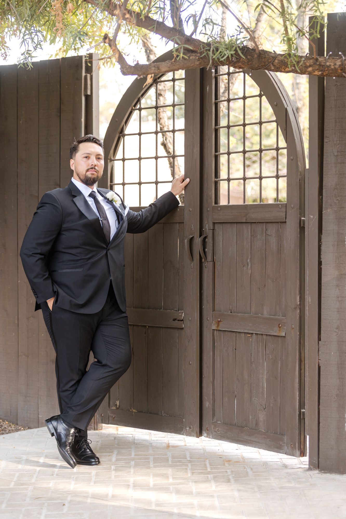 Intimate Elegant Celebration Venue at the Grove Arizona Wedding Photographer