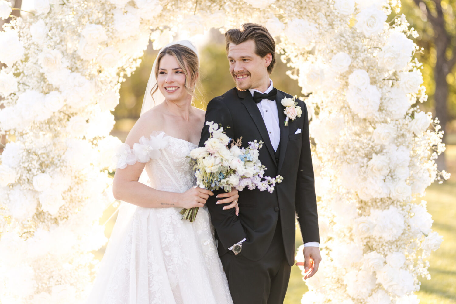 Classy Romantic Wedding Venue at the Grove Phoenix Wedding Photographer