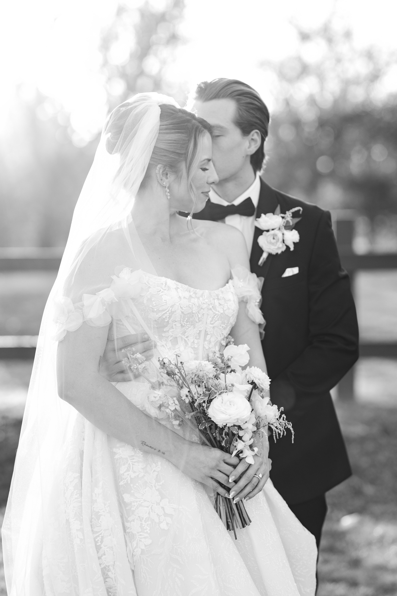 Classy Romantic Wedding Venue at the Grove Phoenix Wedding Photographer
