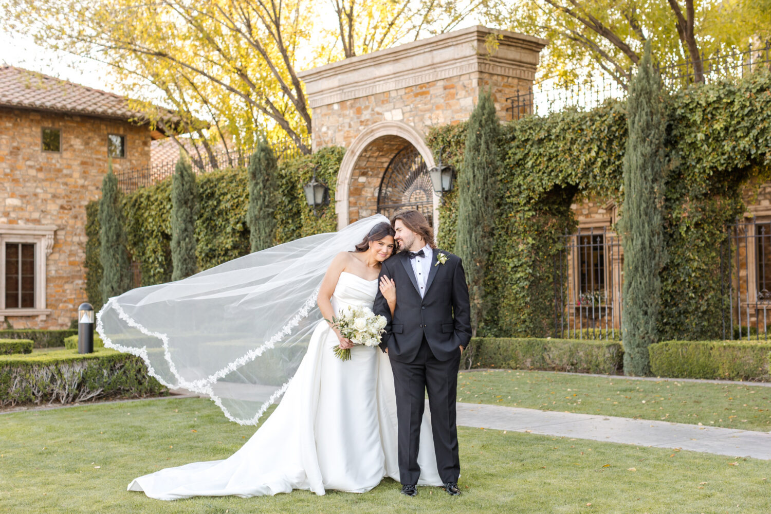 Classic Elegant Celebration Villa Siena Arizona Wedding Photographer 