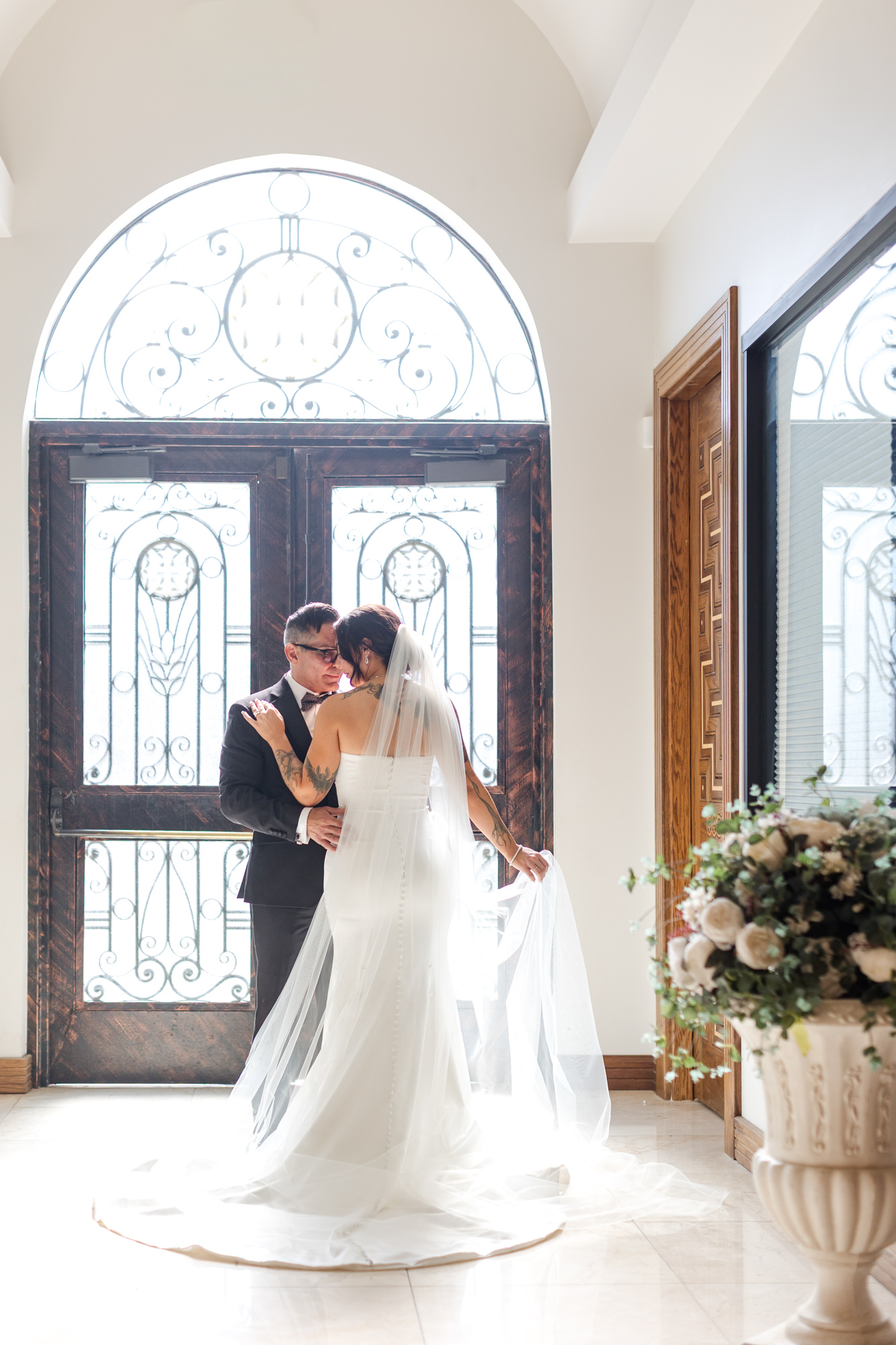 Chique Elegant Wedding Sonesta Suites at Gainey Ranch Arizona Wedding Photographer
