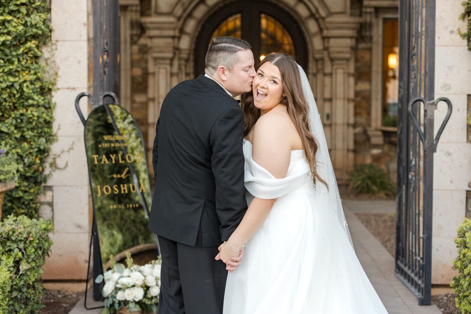 Effortless Elegant Wedding Villa Siena Phoenix Wedding Photographer